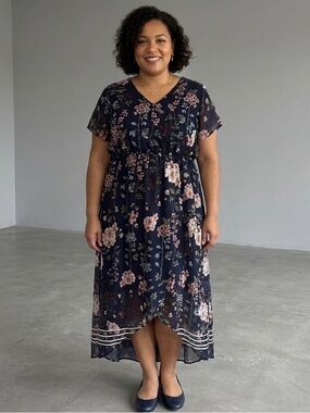 Maurices Floral Maxi Dress Navy Plus Size 2 Flowy Short Sleeves High Low Bottom